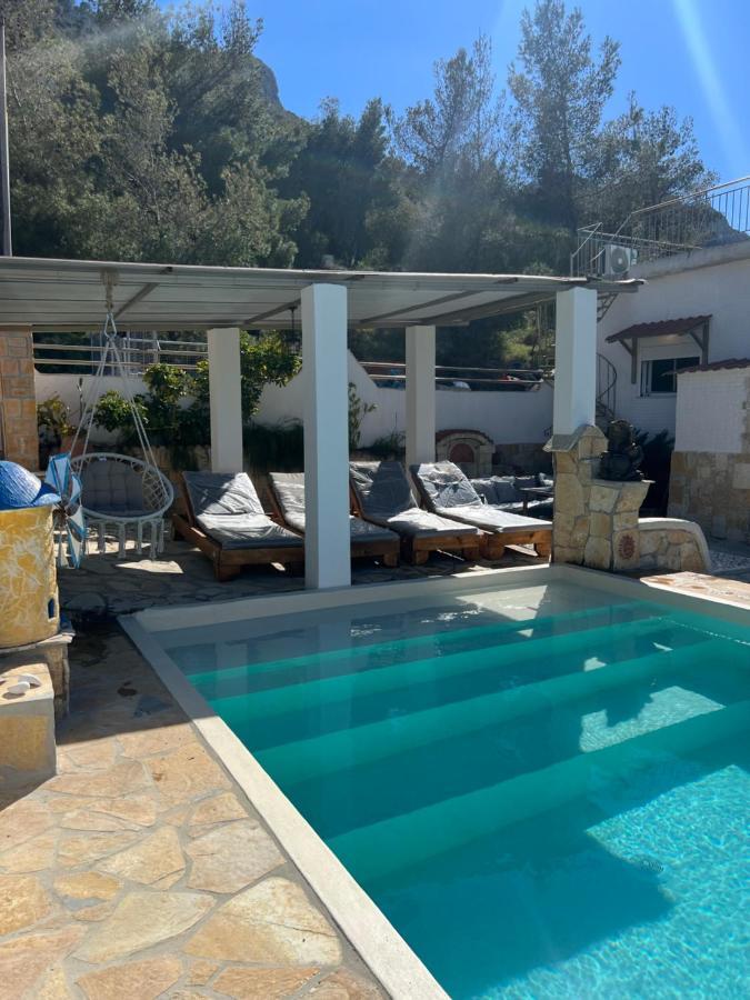Theodore Resort Agios Georgios  외부 사진
